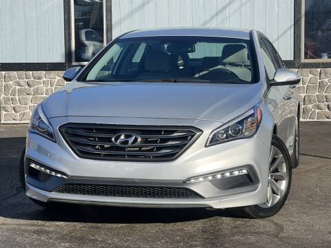 2015 Hyundai Sonata for sale at Dynamics Auto Sale in Highland IN