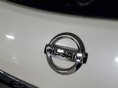 2011 Nissan Rogue S Krom