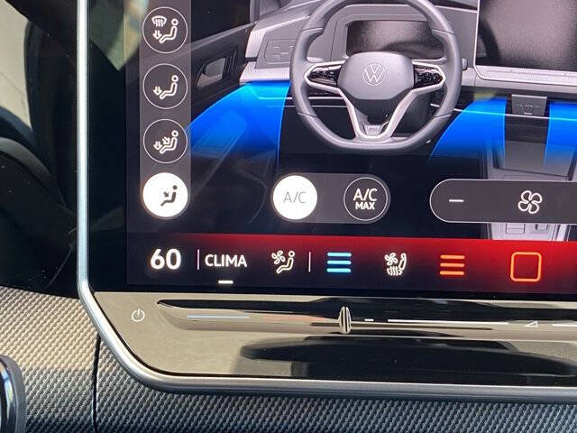 2025 Volkswagen Golf GTI SE