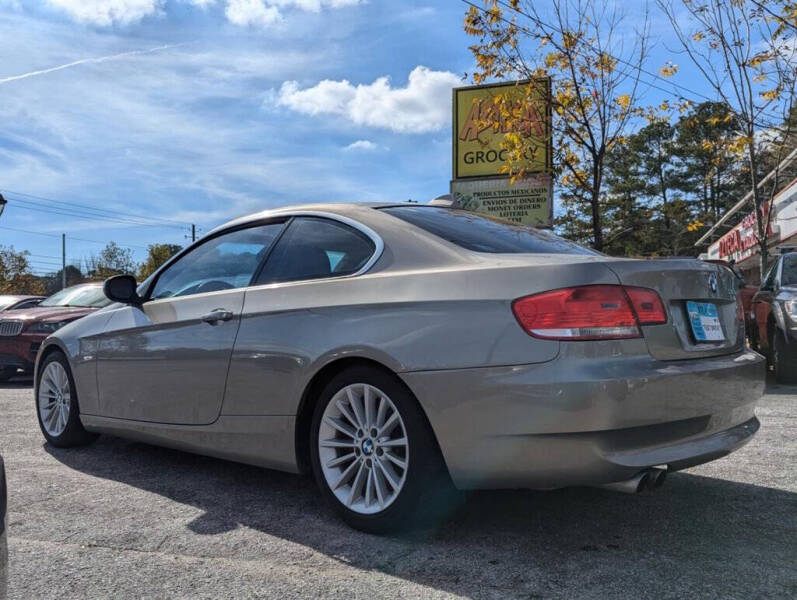 2010 BMW 3 Series 328i photo 4