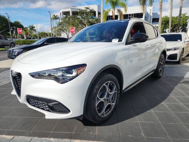 2024 Alfa Romeo Stelvio Sprint