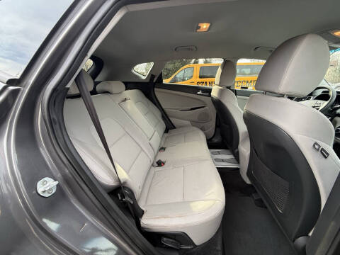 2020 Hyundai Tucson SE