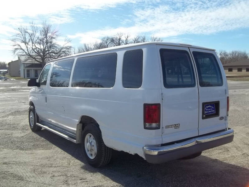 1999 Ford E-350 XL SD