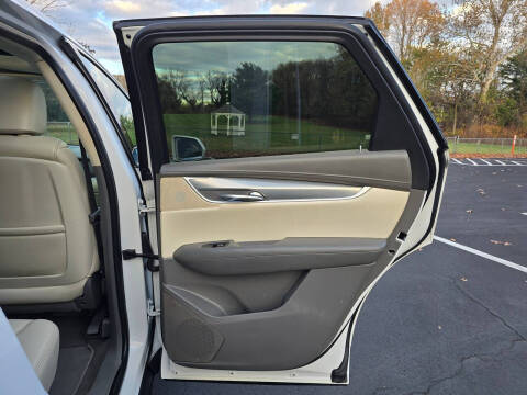 2017 Cadillac XT5 Premium Luxury