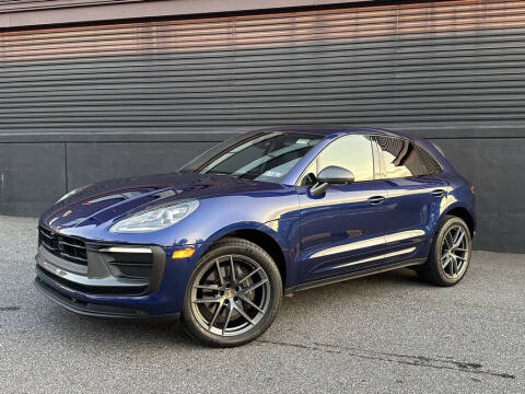 2024 Porsche Macan T