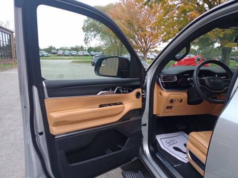 2023 Jeep Grand Wagoneer L Series III