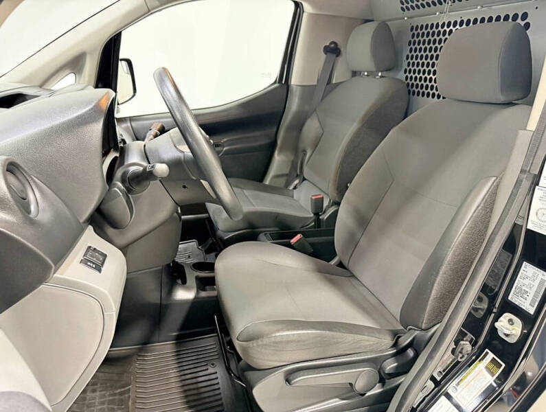 2019 Nissan NV200 SV