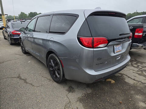 2018 Chrysler Pacifica Touring Plus