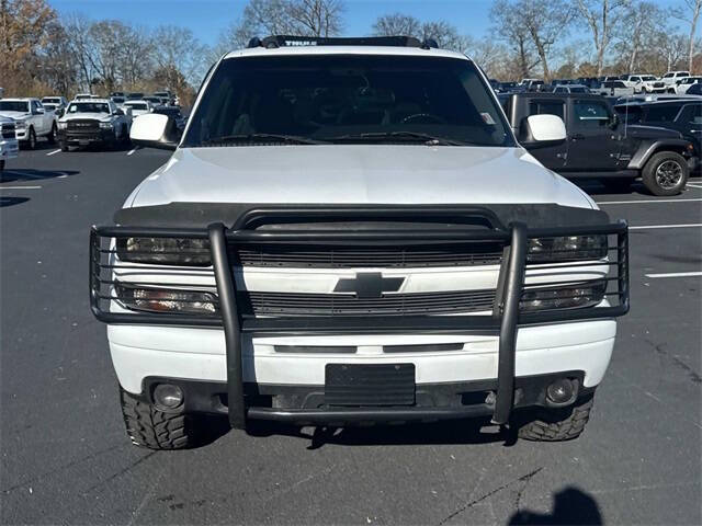 Used 2004 Chevrolet Tahoe LS with VIN 1GNEK13T24R135453 for sale in Columbia, TN