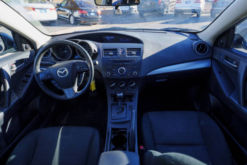 2012 Mazda MAZDA3 i Touring