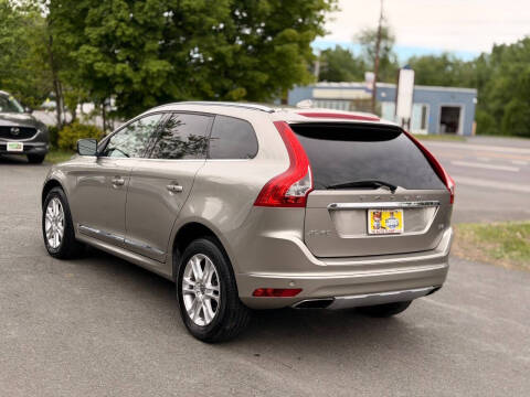 2016 Volvo XC60 T5 Drive-E Platinum