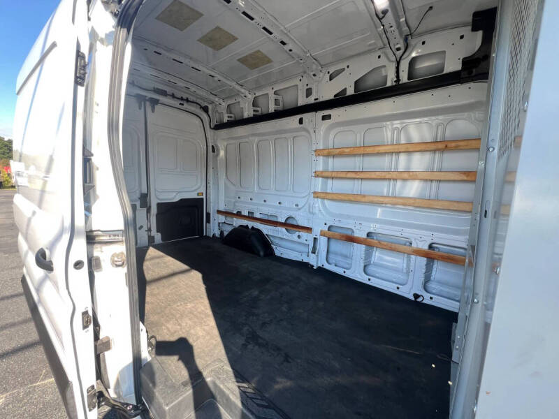 2022 Ford Transit 350