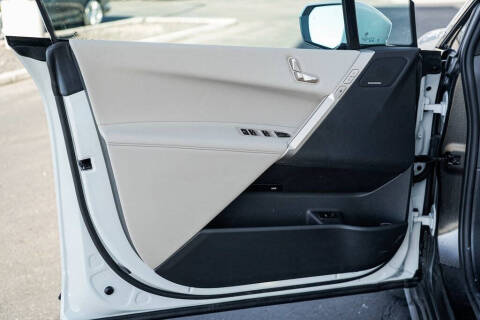 2025 BMW iX xDrive50