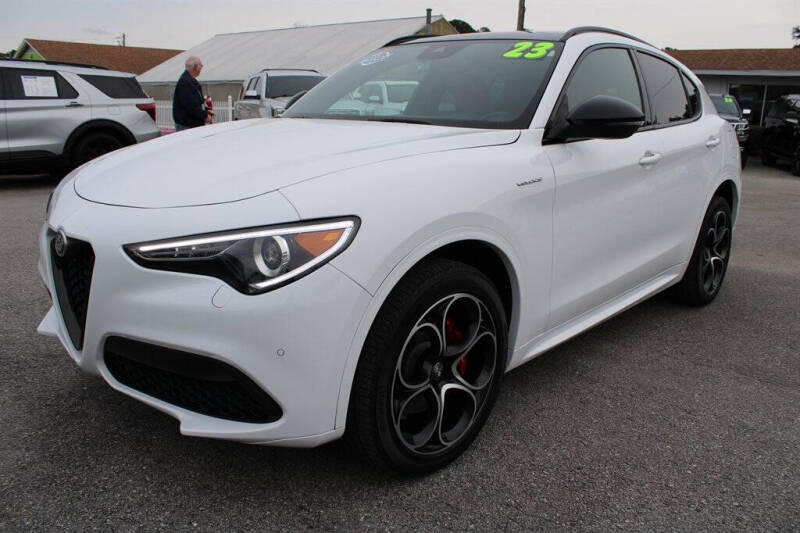 2023 Alfa Romeo Stelvio Ti