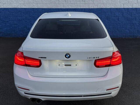 2017 BMW 3 Series 330i xDrive