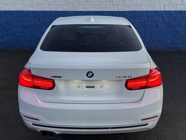 2017 BMW 3 Series 330i xDrive