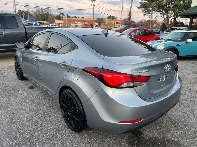 2016 Hyundai Elantra SE photo 6