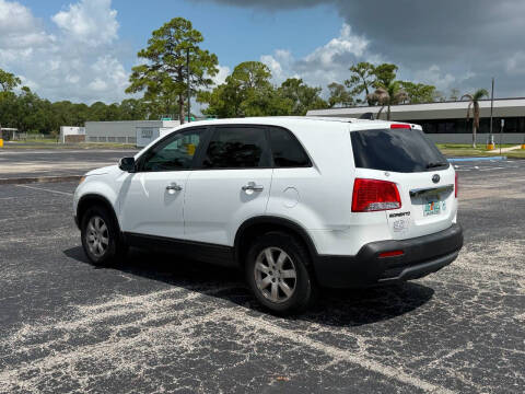 2011 Kia Sorento LX