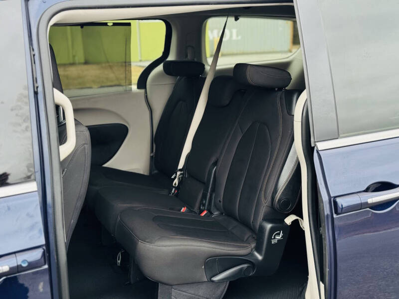 2019 Chrysler Pacifica Touring Plus