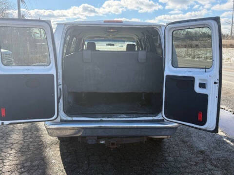 2009 Ford E-Series E-350 SD XL