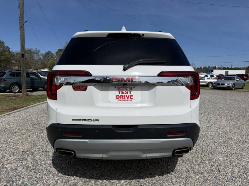 2022 GMC Acadia SLT