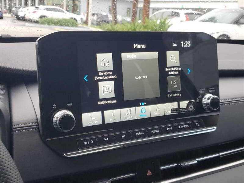 2025 Mitsubishi Outlander PHEV SEL