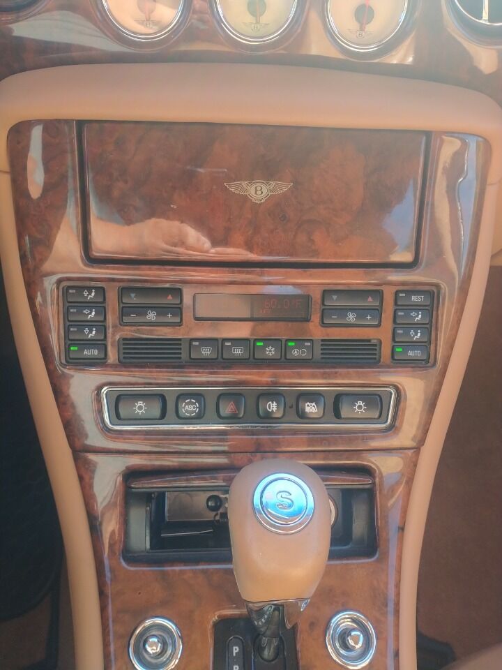 2000 Bentley Arnage  - $26,950