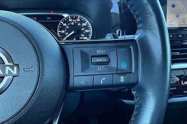 2023 Nissan Pathfinder SL