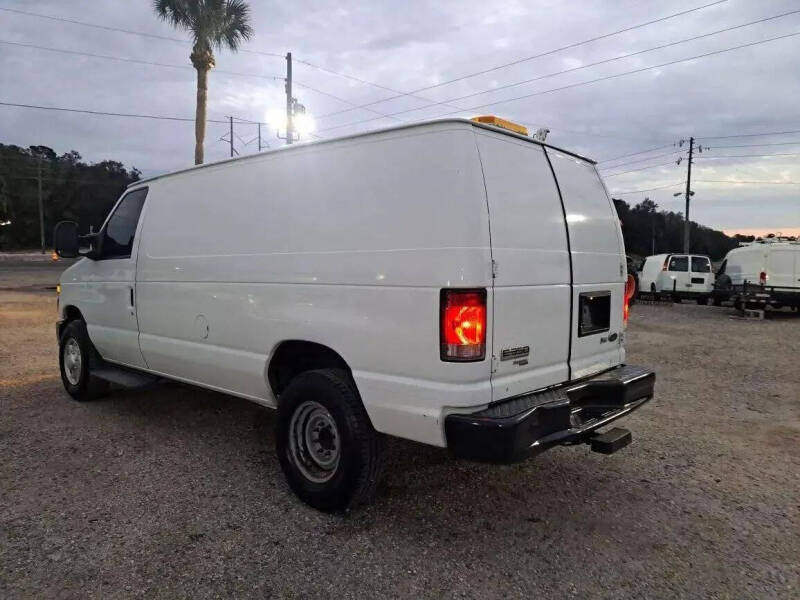 2014 Ford E-Series E-350 SD