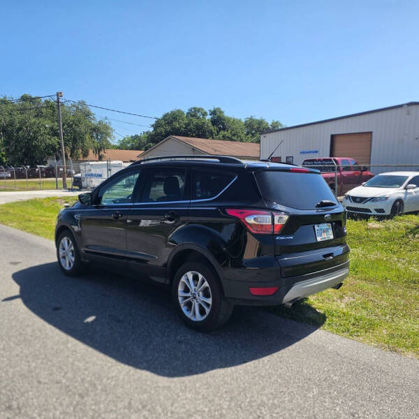 2018 Ford Escape SE