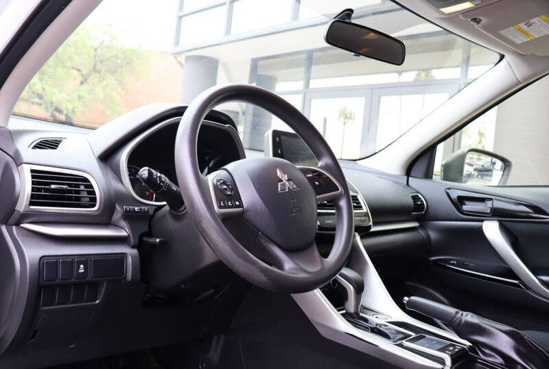2019 Mitsubishi Eclipse Cross LE