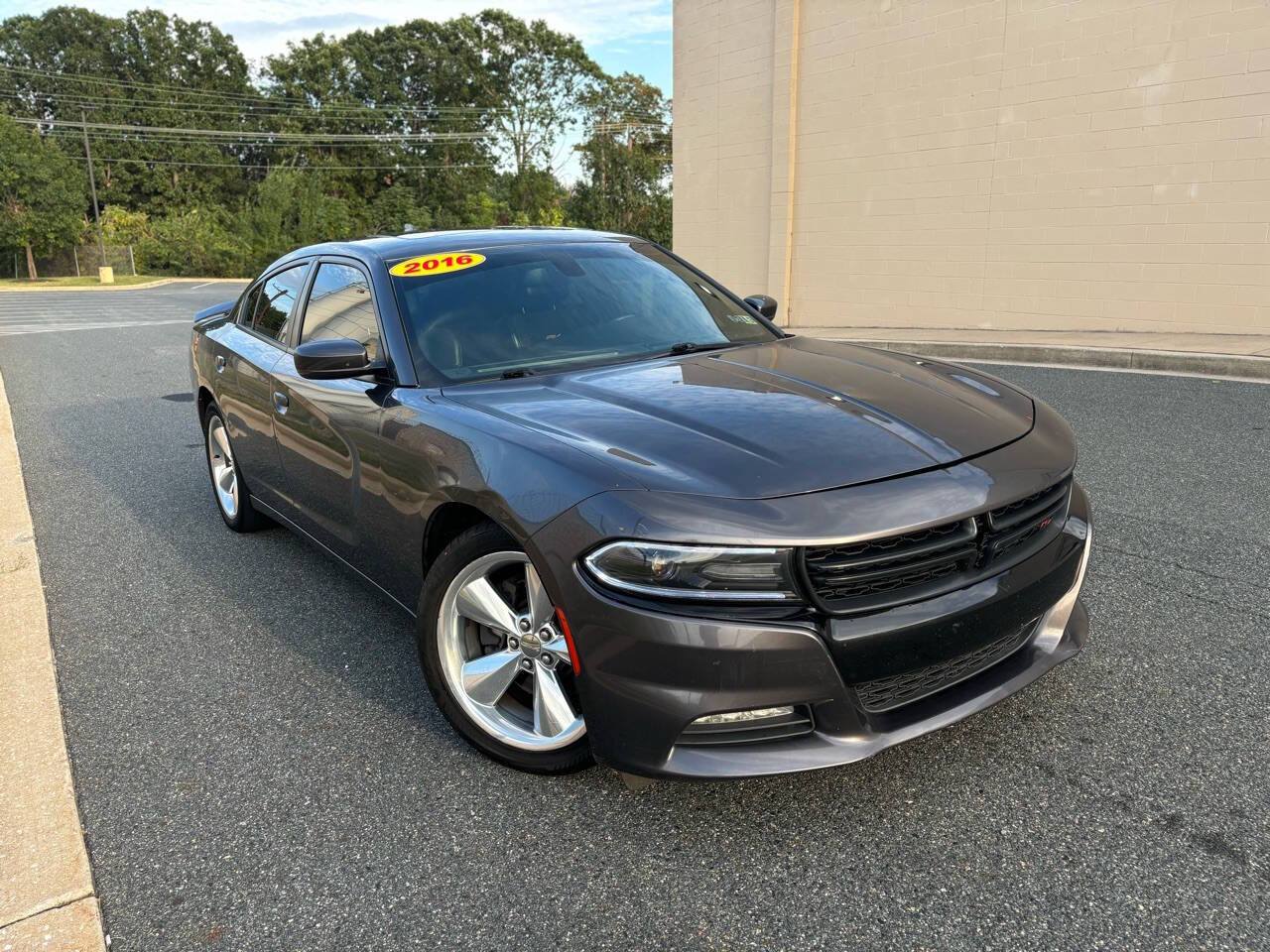 Gray 2016 Dodge Charger R/T R/T 4dr Sedan 2