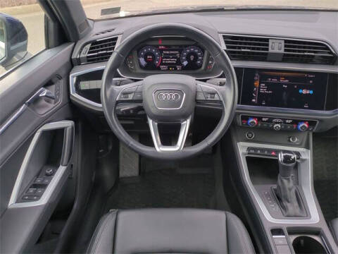 2021 Audi Q3 quattro S line Premium 45 TFSI