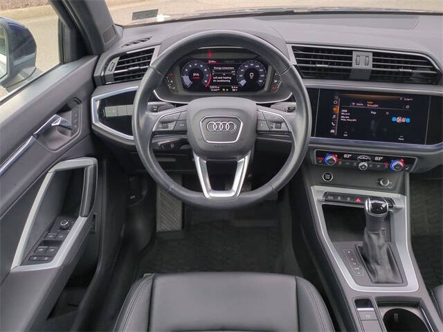 2021 Audi Q3 quattro S line Premium 45 TFSI