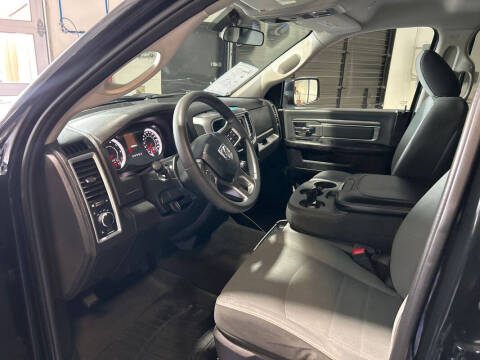 2021 RAM 1500 Classic SLT