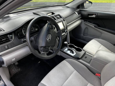 2012 Toyota Camry LE