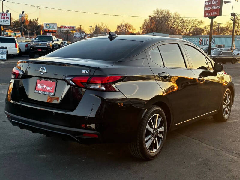 2021 Nissan Versa SV