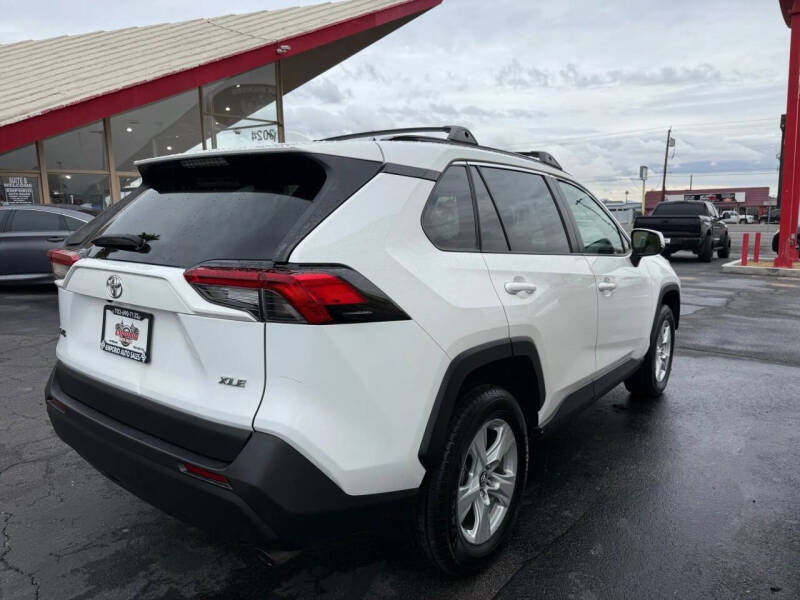 2019 Toyota RAV4 XLE
