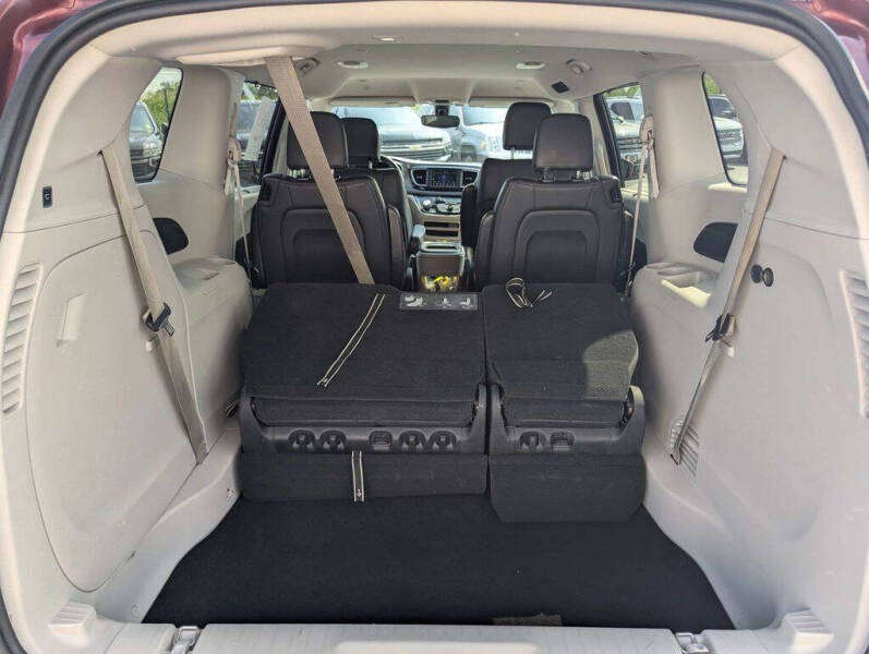 2020 Chrysler Pacifica Touring L