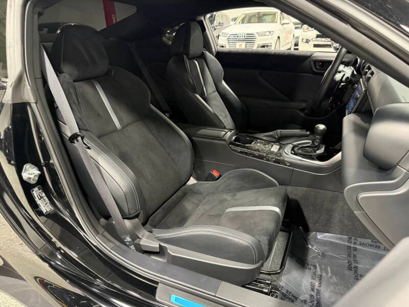 2024 Toyota GR86 Premium