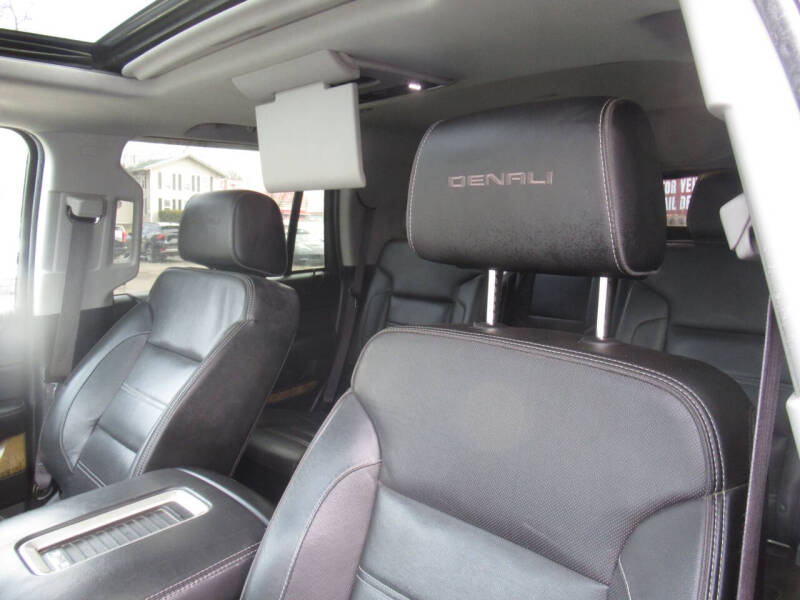 2017 GMC Yukon Denali