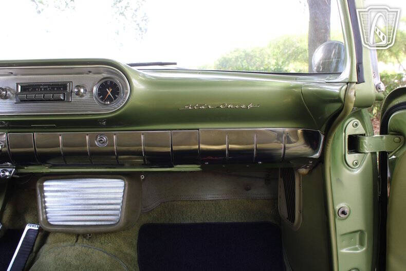 1957 Pontiac Star Chief