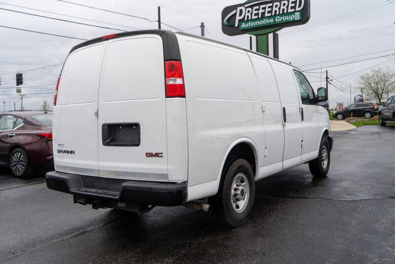 2022 GMC Savana 2500
