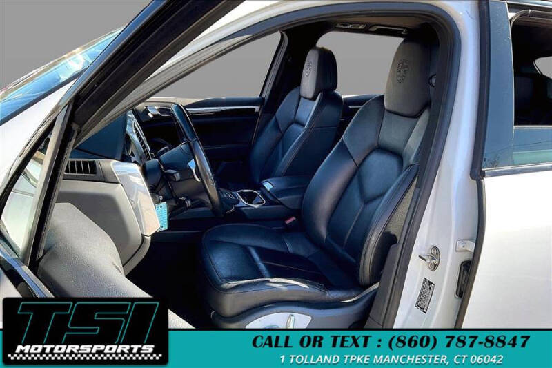 2014 Porsche Cayenne Platinum