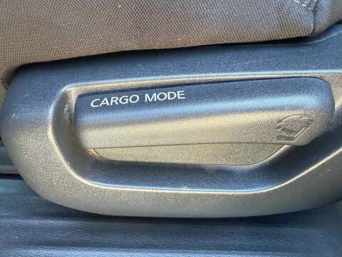 2020 Nissan Pathfinder S