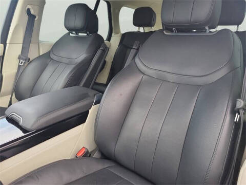 2024 Land Rover Range Rover P400 SE