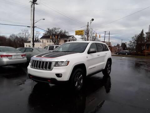 2013 Jeep Grand Cherokee for sale at Sarchione INC in Alliance OH