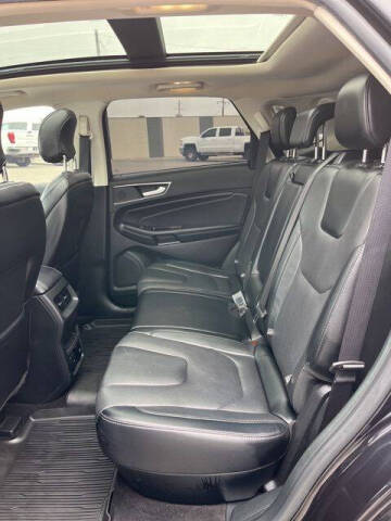 2019 Ford Edge Titanium