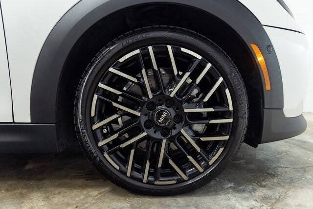 2025 MINI Hardtop 2 Door Cooper S Signature Trim