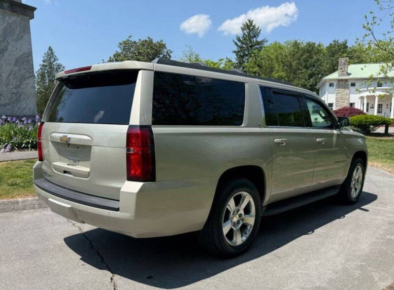 2016 Chevrolet Suburban LT